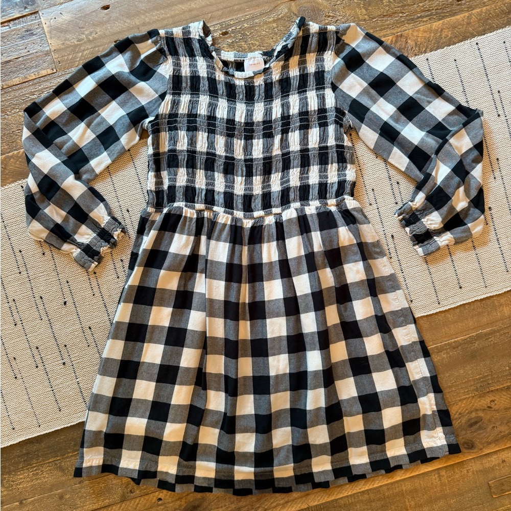 Hanna Andersson - Girl’s Black & White Smocked Plaid Dress - Size 8